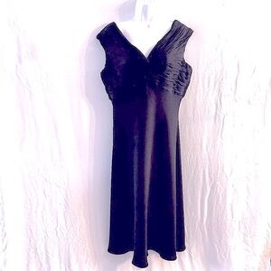 Jones NY Silk Bodice Black Size 16 Dress